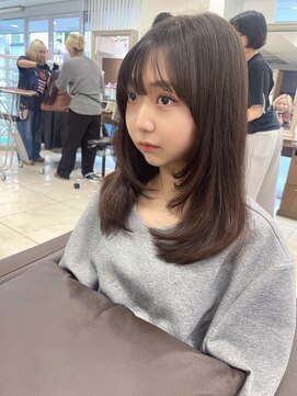 アッシュ 下北沢店(Ash) フェイスレイヤーカット