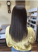 ベージュ