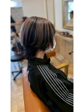 ブリーチ+インナーカラー+カット