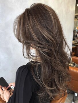 ハーツ(Heart's) ロング×白髪ぼかしカラー