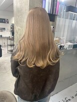 キング 心斎橋店(K!ng)&nbsp;ハイライトカラーミルクティーベージュレイヤーカット