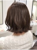 無造作ボブとアッシュブラウン