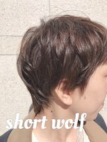 ビーハイブ ギフト(BeeHIVE GIFT) アッシュベージュショートウルフ