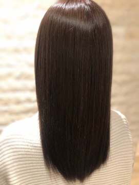 クォーターシーズンズ 茗荷谷(QUARTER SEASONS) つや髪 まとまる ストレート