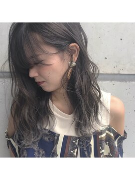 ボンドストーリーホワイト(BondStory White) ＃イルミナカラー　＃外国人風カラー