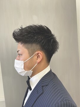 トップヘアー 中庄店(TOP HAIR fuapua) アップバング　刈り上げ　【 mery 】