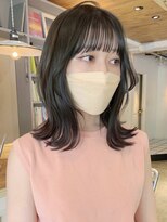 エイン(EYN) くびれヘア×オリーブベージュ/顔周りカット/透明感カラー/韓国