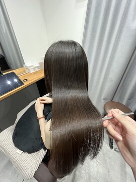 ライア 吉祥寺北口店(laia) 艶髪ロングヘア