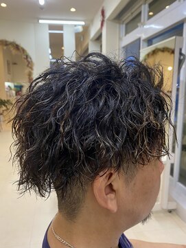 ニコラ(NICOLA) ツイストスパイラルパーマ