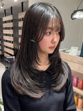 オリ 仙台(Oli)&nbsp;着物ヘア/ダークアッシュ/ミディアムレイヤーカット/菅野恭平