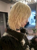 リリック(LYLICK)&nbsp;ホワイトブロンド