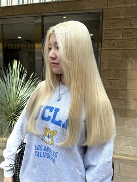 アース 高円寺店(HAIR & MAKE EARTH) 抜きっぱなしホワイトブロンド♪