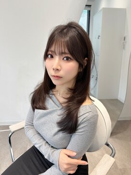 ラクシア(LucxiA) 韓国ヘア/レイヤーカット/顔まわりカット/Instagram @ken__gucci