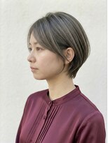ウィールールピヴォクロス(WE RULE pivot cross)&nbsp;20代30代40代50代/白髪ぼかしハイライト対応ショート/ベージュ