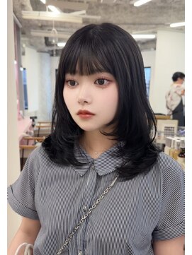 ガーランドウメダ(Garland umeda) 暗髪、レイヤーカット、前髪カット 担当 垣内 6880