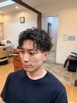 マキシム ナカイ(MAXIM NAKAI)&nbsp;大人メンズ　メンズパーマ　センターパート