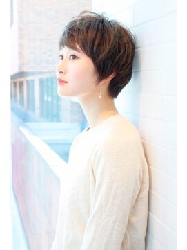 ヘアアンドビューティー ストーリア(hair&beauty STORIA) ナチュラルショート