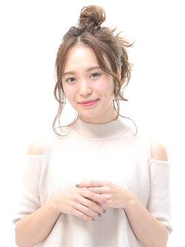 アース 北谷店(HAIR&MAKE EARTH) ふんわり華やかアップスタイル