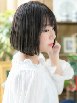 カバーヘア ブリス 戸田公園西口店(COVER HAIR bliss) 黒髪艶カラー抜け感小顔前下がりミニボブa戸田公園20代30代40代!