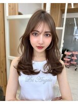 アフロートリノ(AFLOAT Leino)&nbsp;ワンカールミディアムセミロングレイヤーカット顔まわりカット