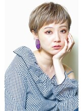 クシュ 所沢西口プロぺ通り(kusyu... ) シルキーベージュ/斜めバング/グレージュカラー/デザインカラー