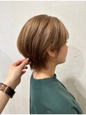 ライトベージュ/ショート