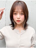 ワンカール薄めバングこなれヘアナチュラルカール斜めバング