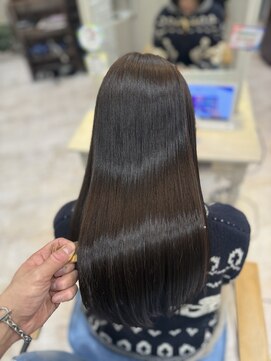 アルーシェ 心斎橋(Alushe) チェリーレッド＋髪質改善