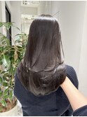 ワンカールで可愛いレイヤーカット×透明感のあるシアーベージュ