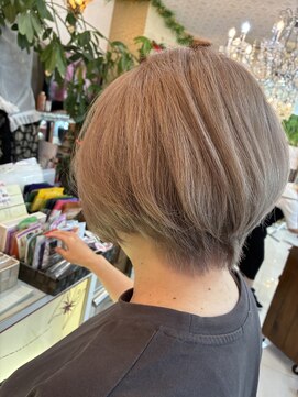 ココラー(COCOlar) グラボブ×大人すっきりハイトーンカラー