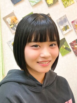 黄ぐまくん美容室 ショート　ボブ