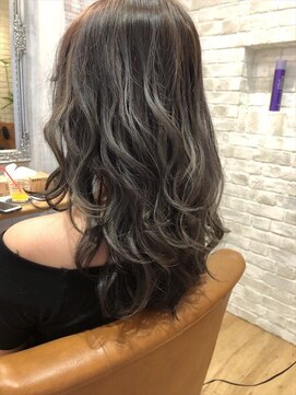 プレタポルテ(Pret-a'-Porter) 外国人風アッシュグレー