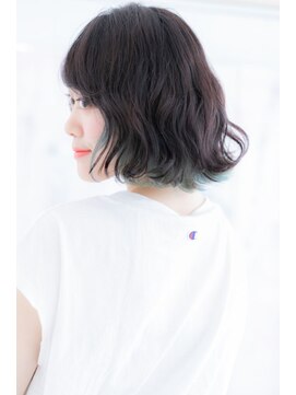 ミック ヘアアンドビューティー 大山店(miq  Hair&Beauty) くせ毛風カール×個性的ミントカラーでガーリーボブa