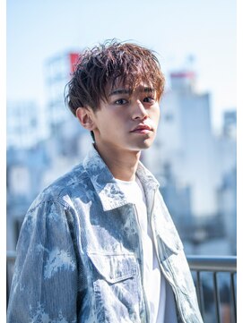 ララルーモ(LaＬaｒＯomo) 【ソフトツイストマッシュ】×【フェザー刈り上げパーマ】