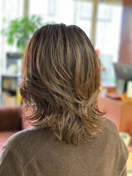 クオリス 上福岡店(QUALIS) くびれヘア/ウルフレイヤー/前上がり/小顔/ミディアム/レイヤー