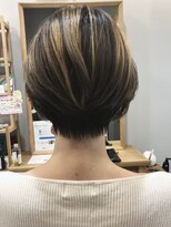 グラッシー センター北店(GLASSI)&nbsp;大人のハンサムショート☆大人かわいい◎【田中彩】