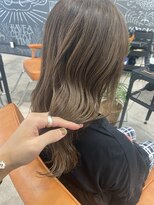 アイリー 名古屋(A/LEE)&nbsp;ブリーチ無しミルクティーベージュ