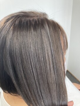 エルパライソ リフォ(Elparaiso Reff) ハイライトカラーでオシャレに!