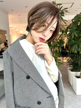 バンプ ギンザ(BUMP GINZA) 大人美人ひし形ショートボブ×ハイライト【ERIKA】