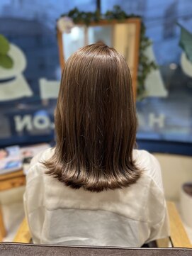 美容室 パルス 静岡鷹匠店(PALS) アッシュベージュ　外ハネ　ハイライトカラー　デザインカラー