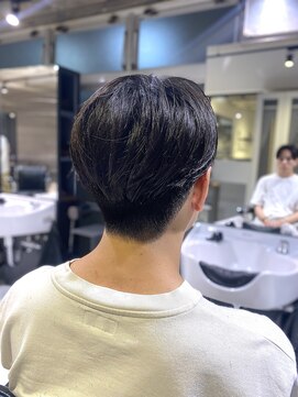 フランクスバーバーザスタンド(Frank’s barber the stand) ツーブロックセンターパートE