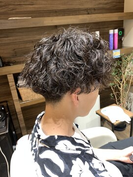 ニーズヘアー(Needs hair) スパイラルパーマ