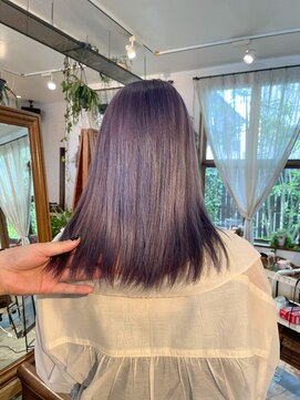 ニュウニュウ(NIU NIU) ラベンダーグレーカラー