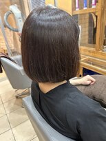 スタジオ アルファプラス 日暮里店(studio α+)&nbsp;ステップボーンカットカットボブショートハイライト白髪ぼかし