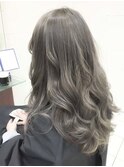 外国人風イメチェンオリーブアッシュグレージュカラー