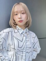 トルネード(TORNADO) ブロンドベージュ フェイスレイヤーボブt7324