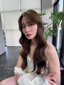 オズ 安積店(OZ) 安積顔周りレイヤーカット韓国ワンホンヘアベージュカラー30代