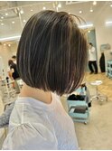 20代～50代/切りっぱなしボブ◎細めハイライト◎メッシュ◎