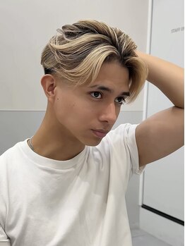 ファミリア 新宿(familiar)の写真/総フォロワー20万人越えの本物のスタイリスト集団◇誰もがかっこよくなるスタイルをご提供◎海外風ヘアも◇