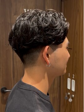 グルーマーズクレッジ 渋谷店(GROOMER/S CREDGE) men's/メンズ/フェザーパーマ/サーフカール/スペインカール/渋谷